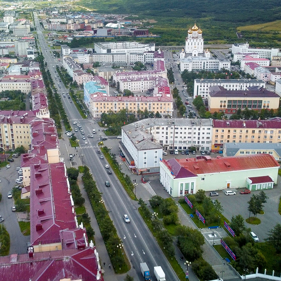 Магадан: центральная улица